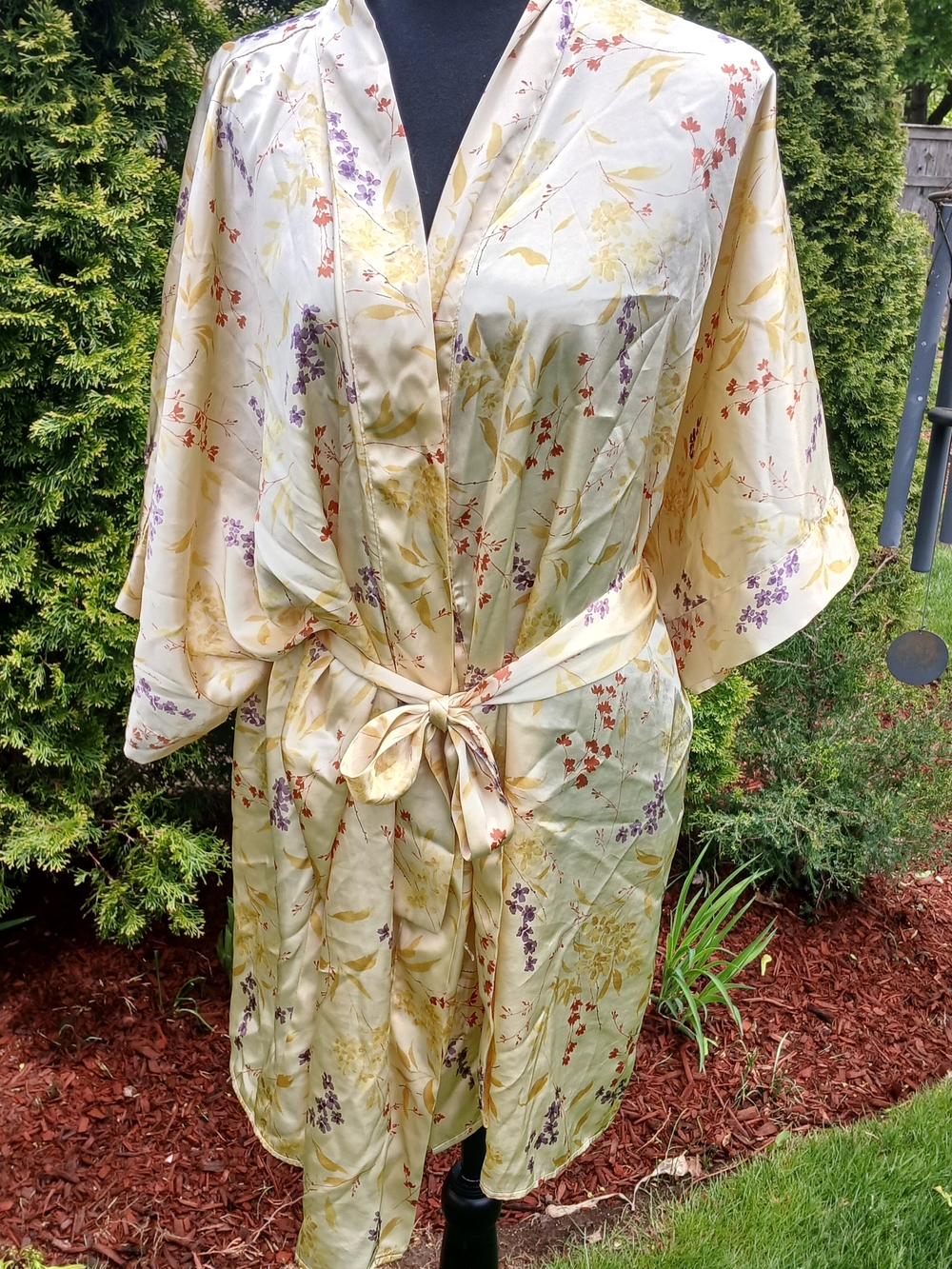 Morgan Taylor Satin Robe in Pale Yellow with Coral & Lavender Floral Print M/L